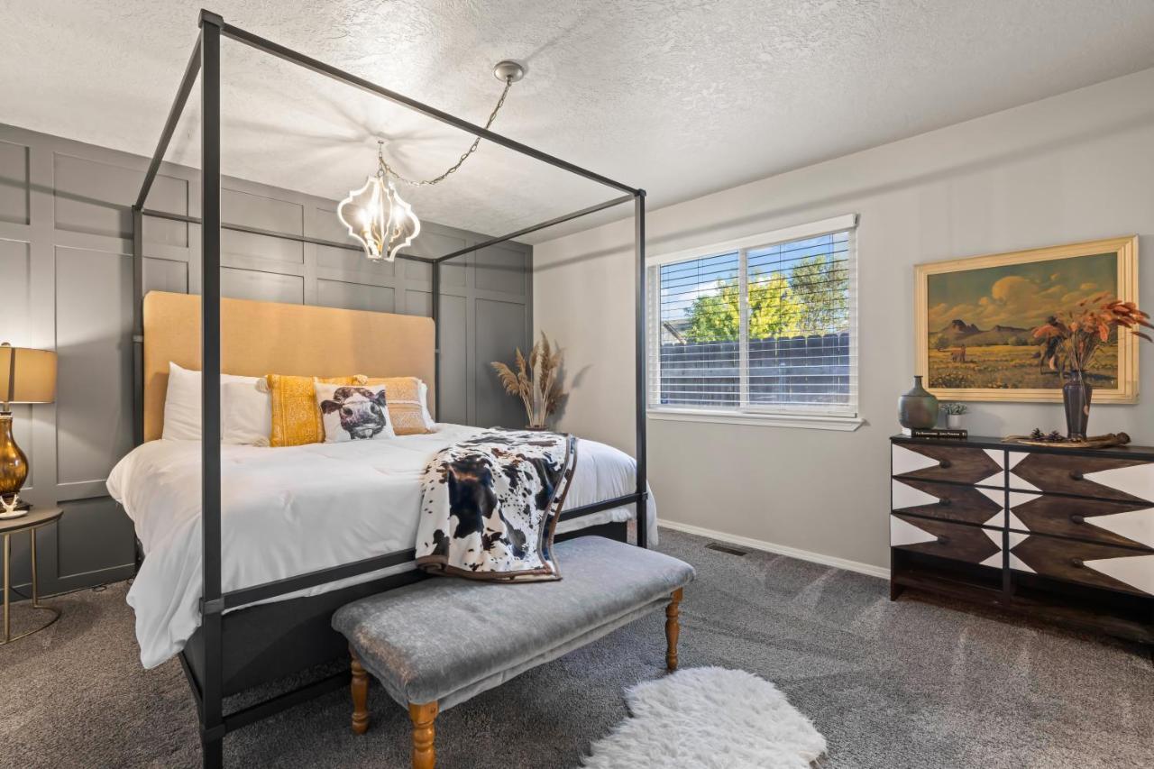 Southwestern Style 4 Bedroom Nampa Home Sleeps 16! Buitenkant foto