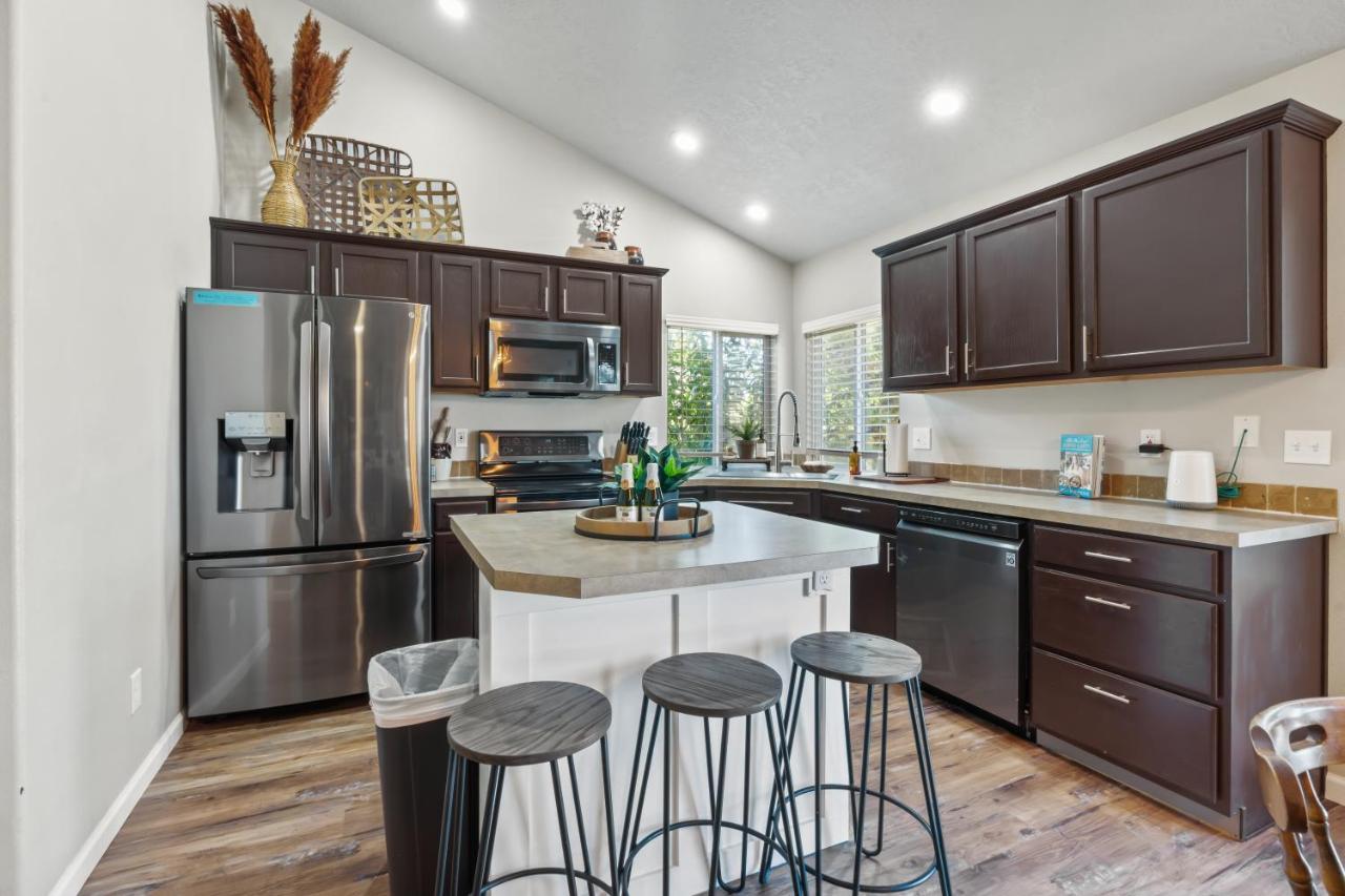 Southwestern Style 4 Bedroom Nampa Home Sleeps 16! Buitenkant foto