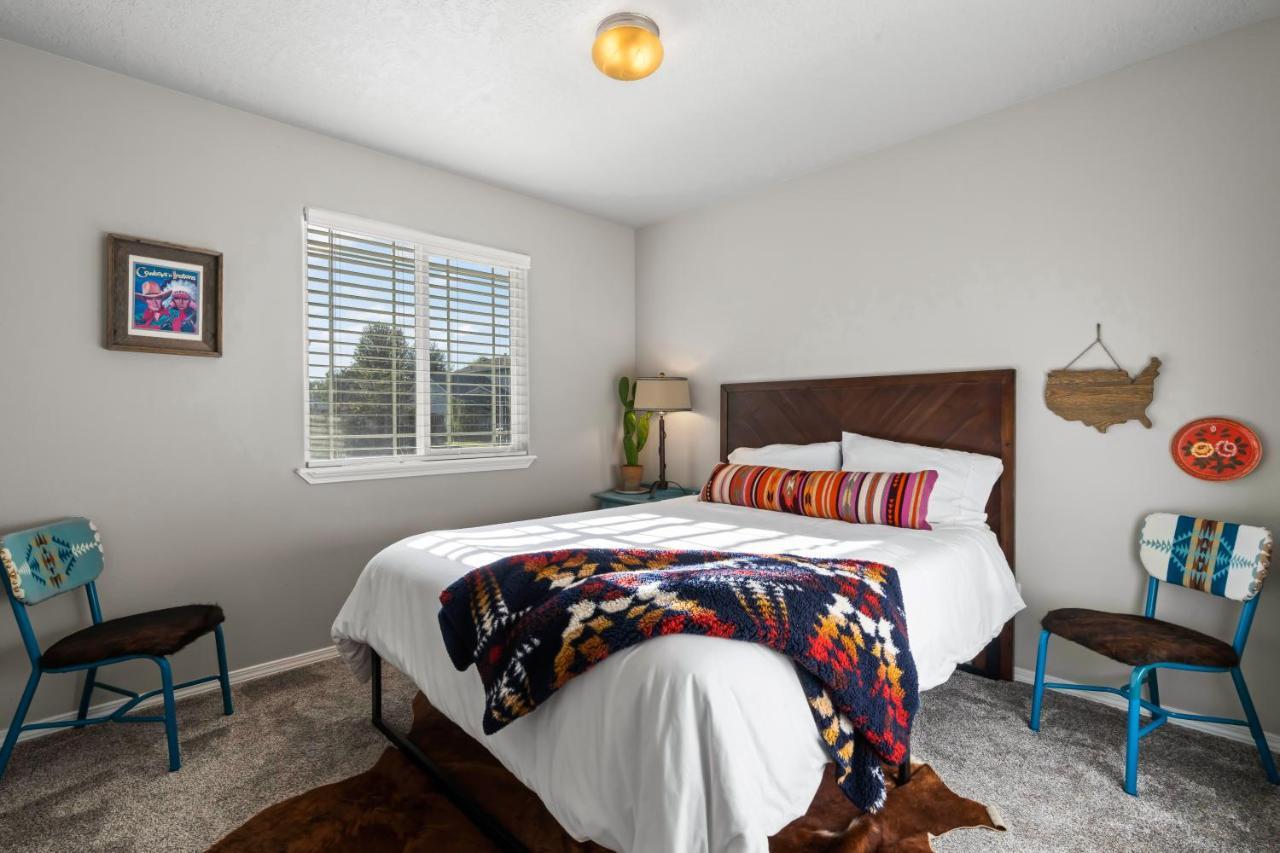 Southwestern Style 4 Bedroom Nampa Home Sleeps 16! Buitenkant foto