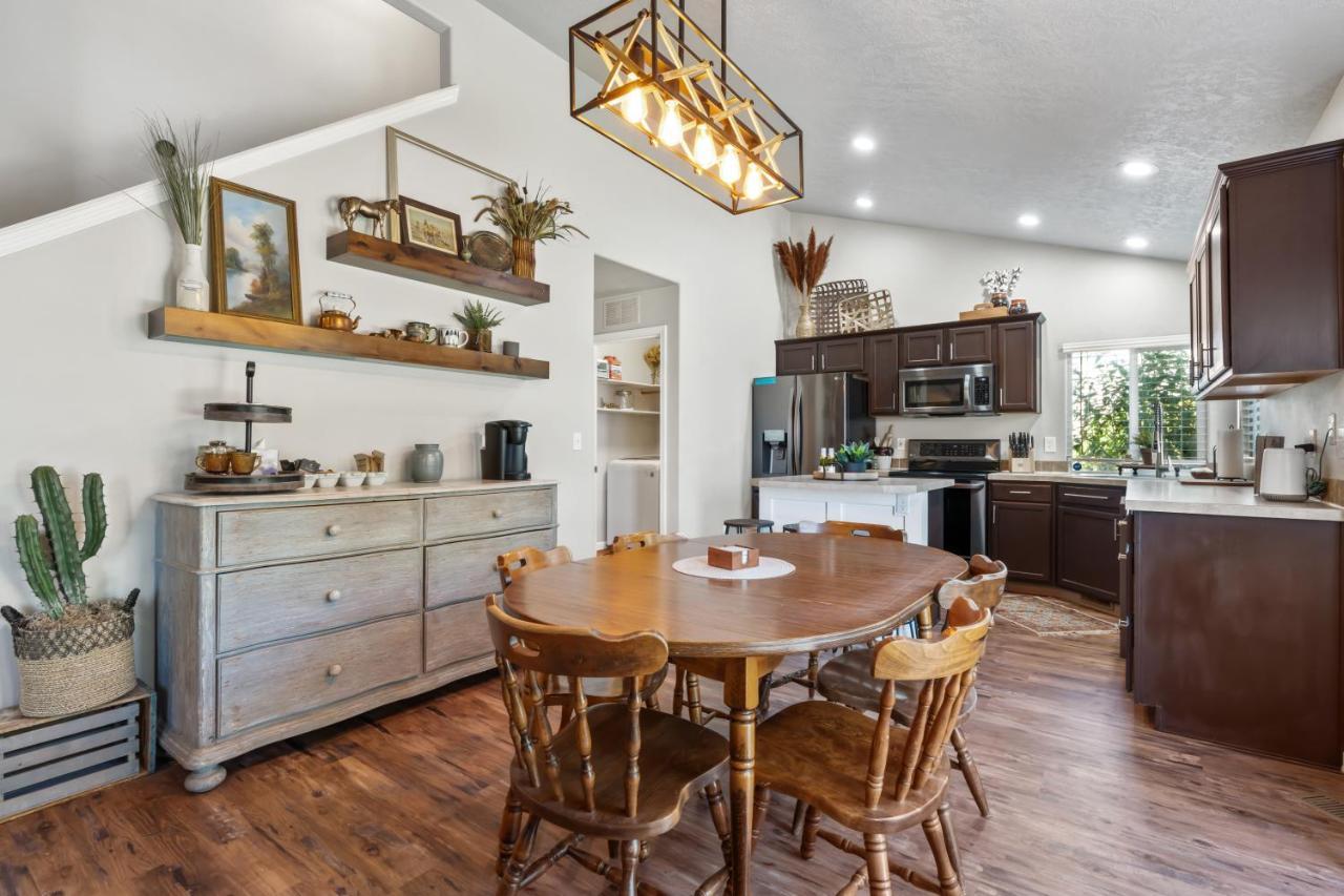 Southwestern Style 4 Bedroom Nampa Home Sleeps 16! Buitenkant foto
